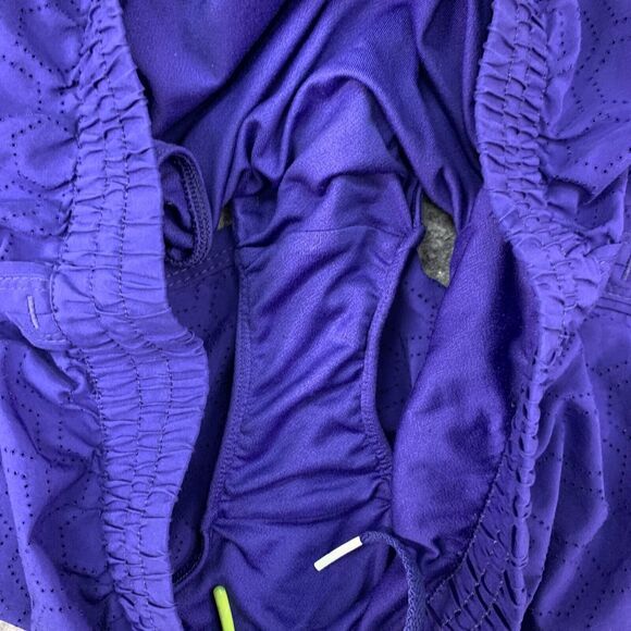 Under Armour Running Short Women XS Purple HeatGear Semi Fitted Lined Activewear - Picture 11 of 16